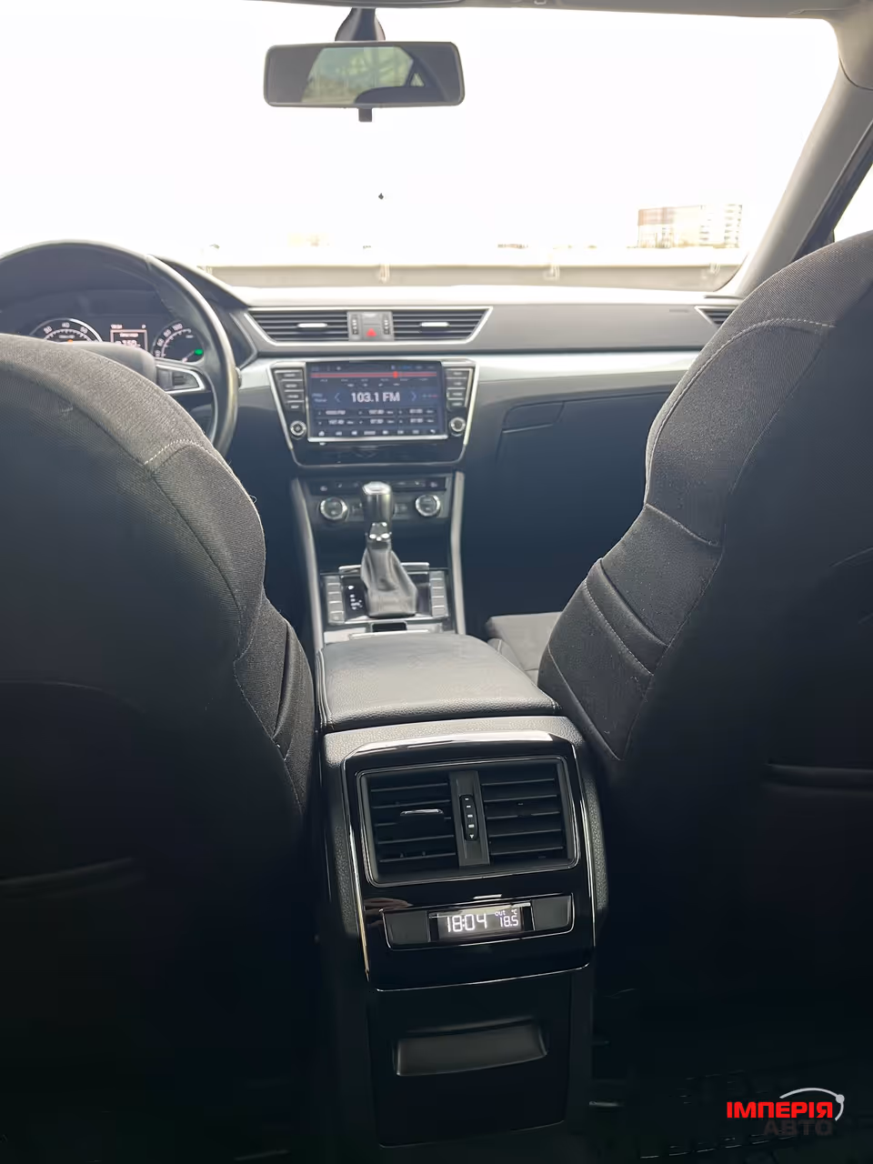Skoda Superb - фото 24