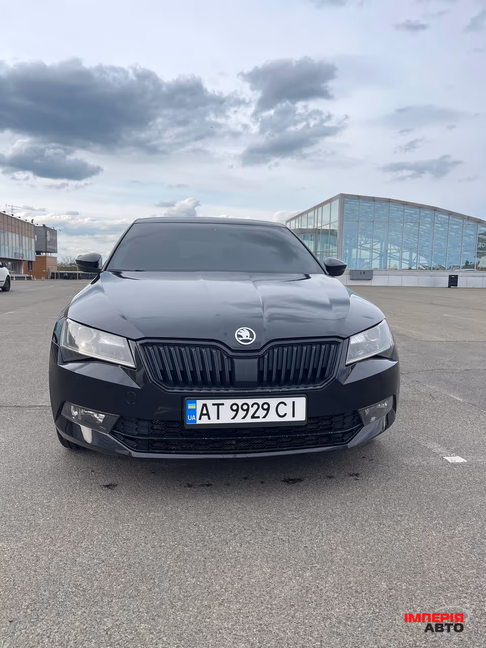 Skoda Superb - фото 8