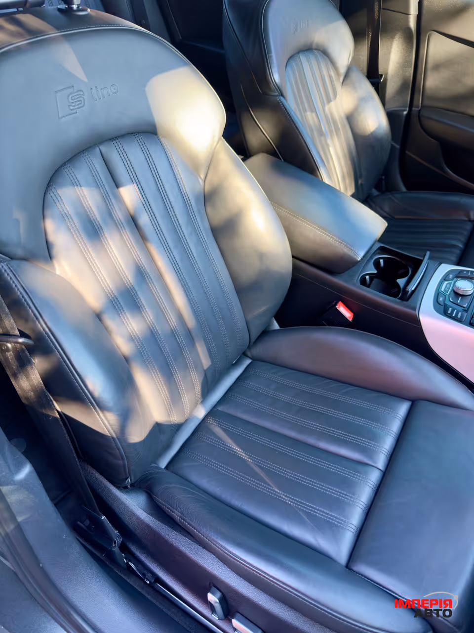 Audi A6 - фото 19