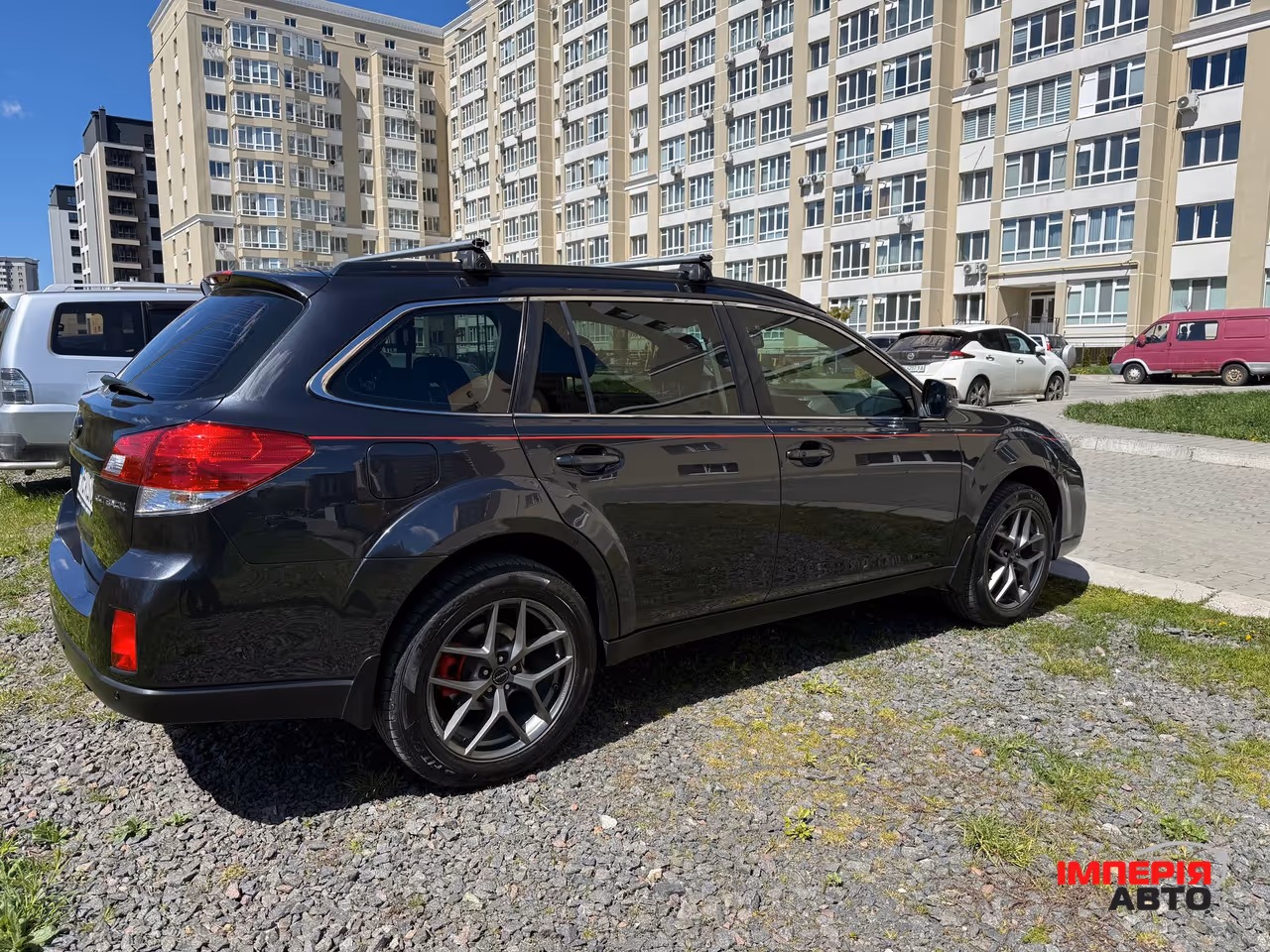 Subaru Outback - фото 8