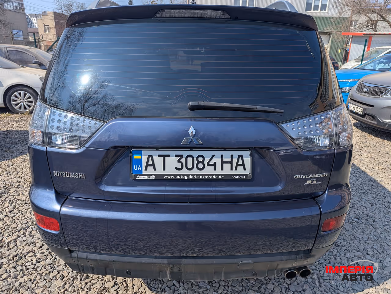 Mitsubishi Outlander - фото 3