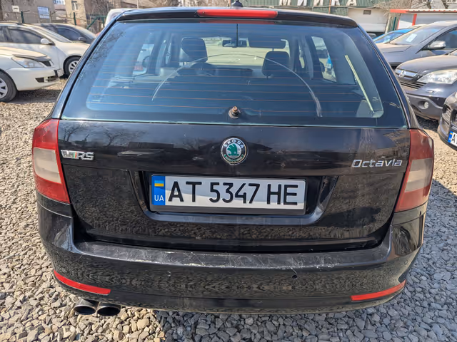 Skoda Octavia - фото 3