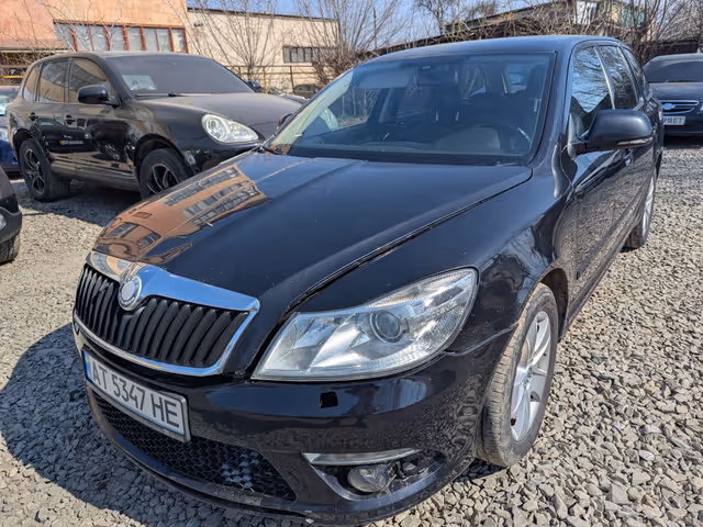 Skoda Octavia - фото 1