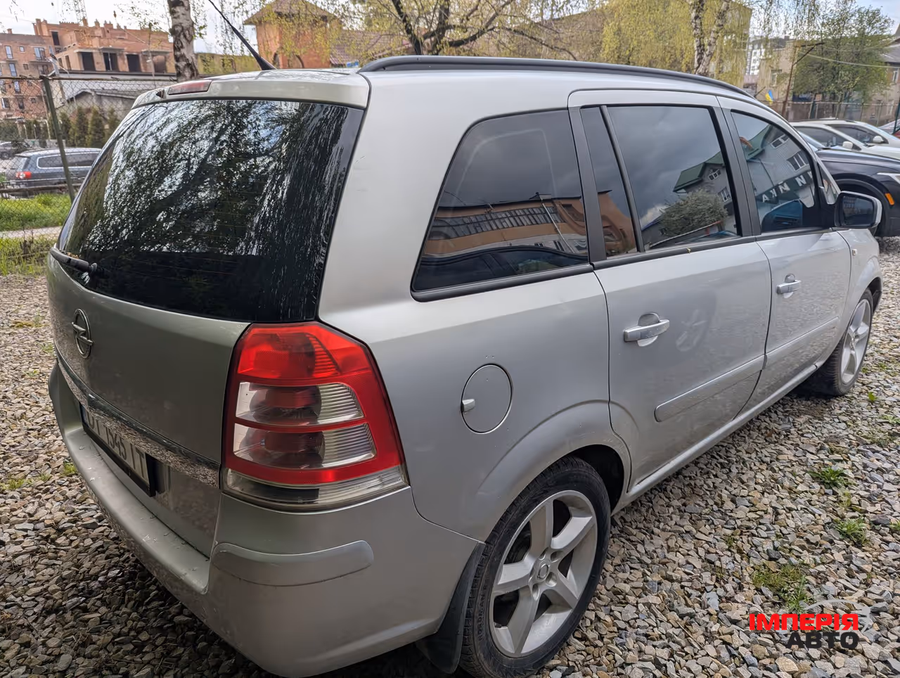 Opel Zafira - фото 4
