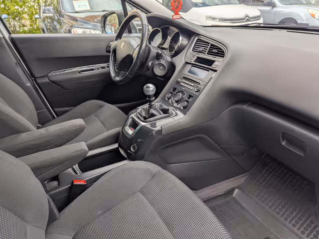 Peugeot 5008 - фото 5
