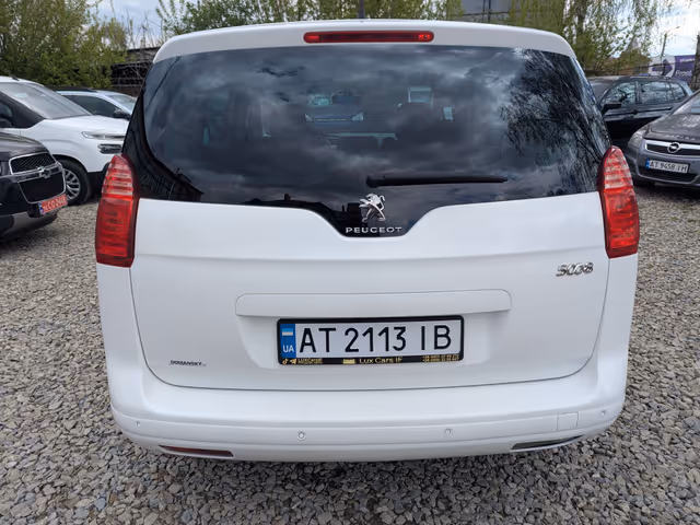 Peugeot 5008 - фото 3