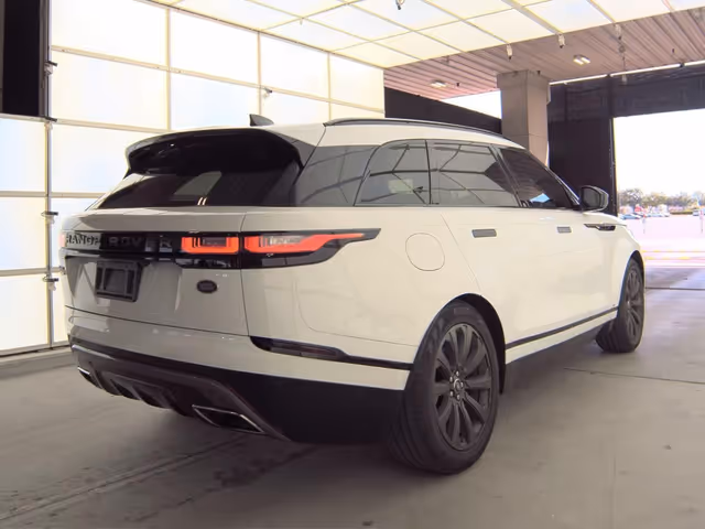 Land Rover Range Rover Velar - фото 4
