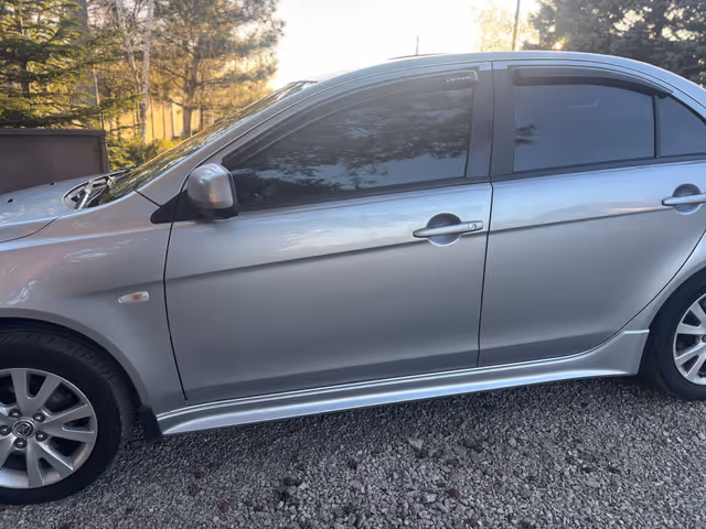 Mitsubishi Lancer - фото 3