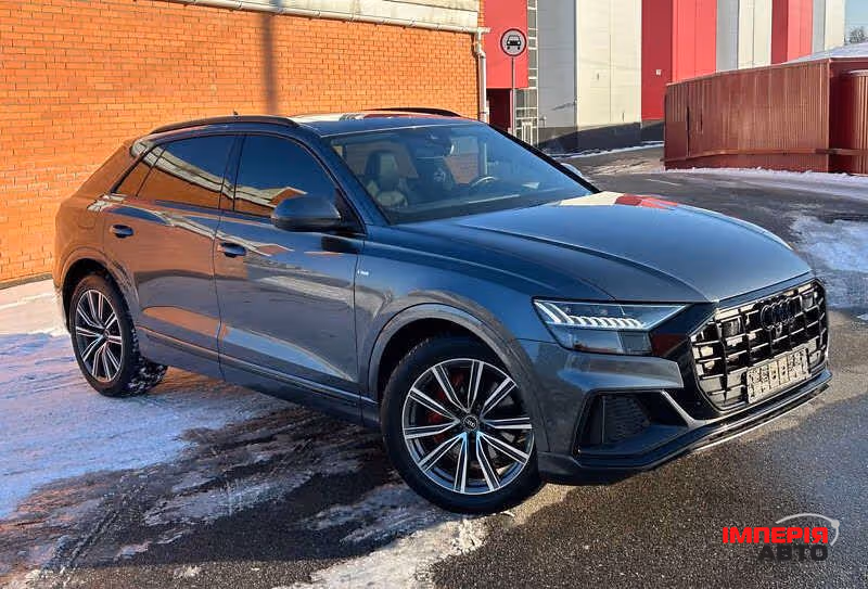 Audi Q8 - фото 1