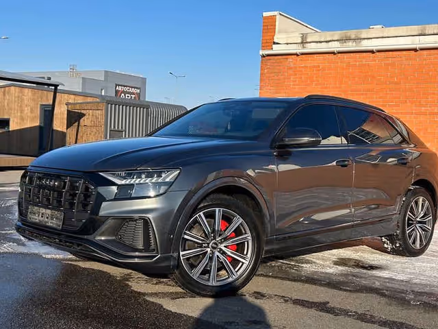 Audi Q8 - фото 2