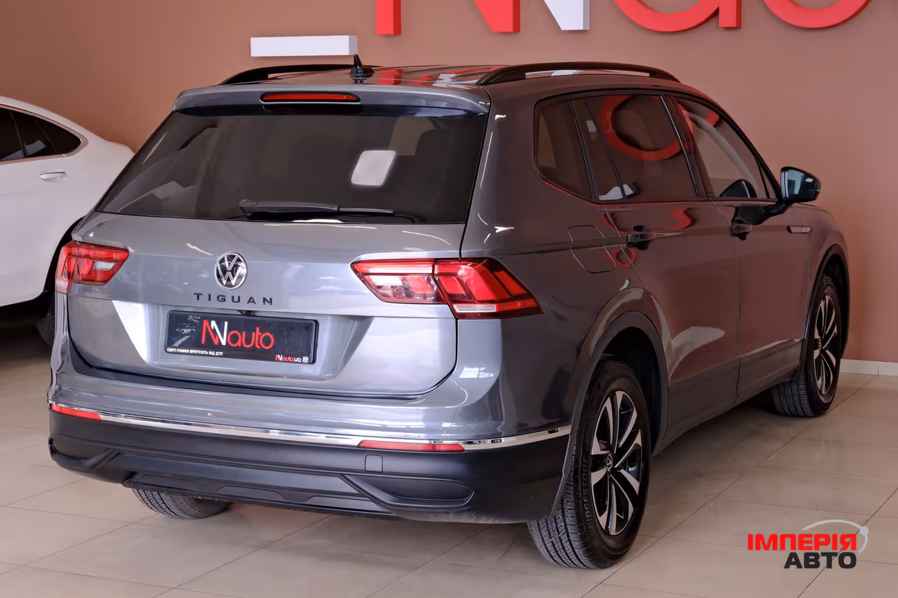 Volkswagen Tiguan - фото 5
