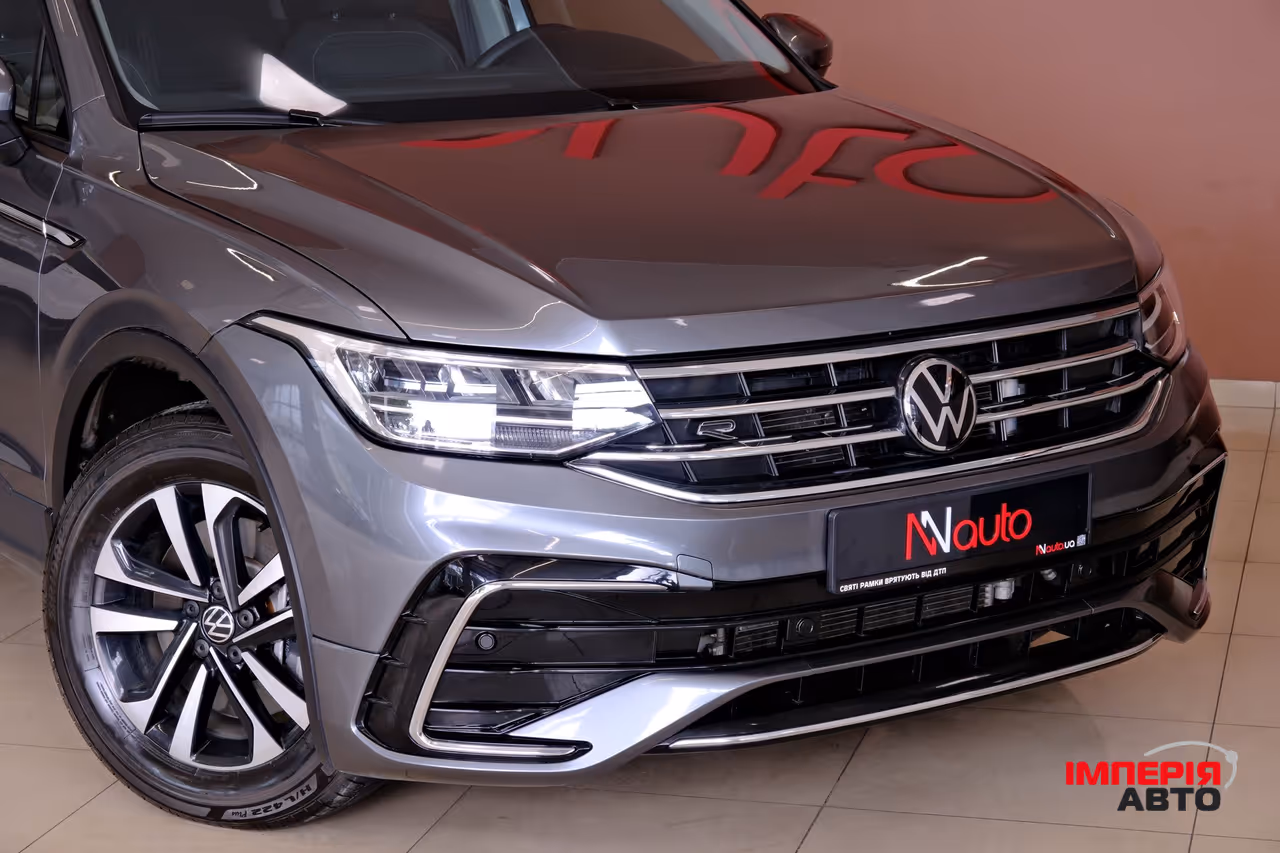 Volkswagen Tiguan - фото 3