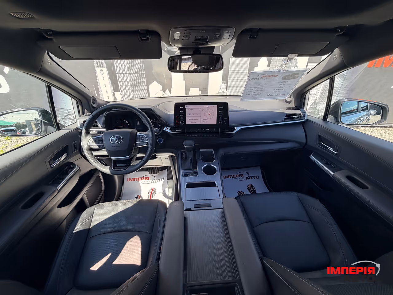 Toyota Sienna - фото 7