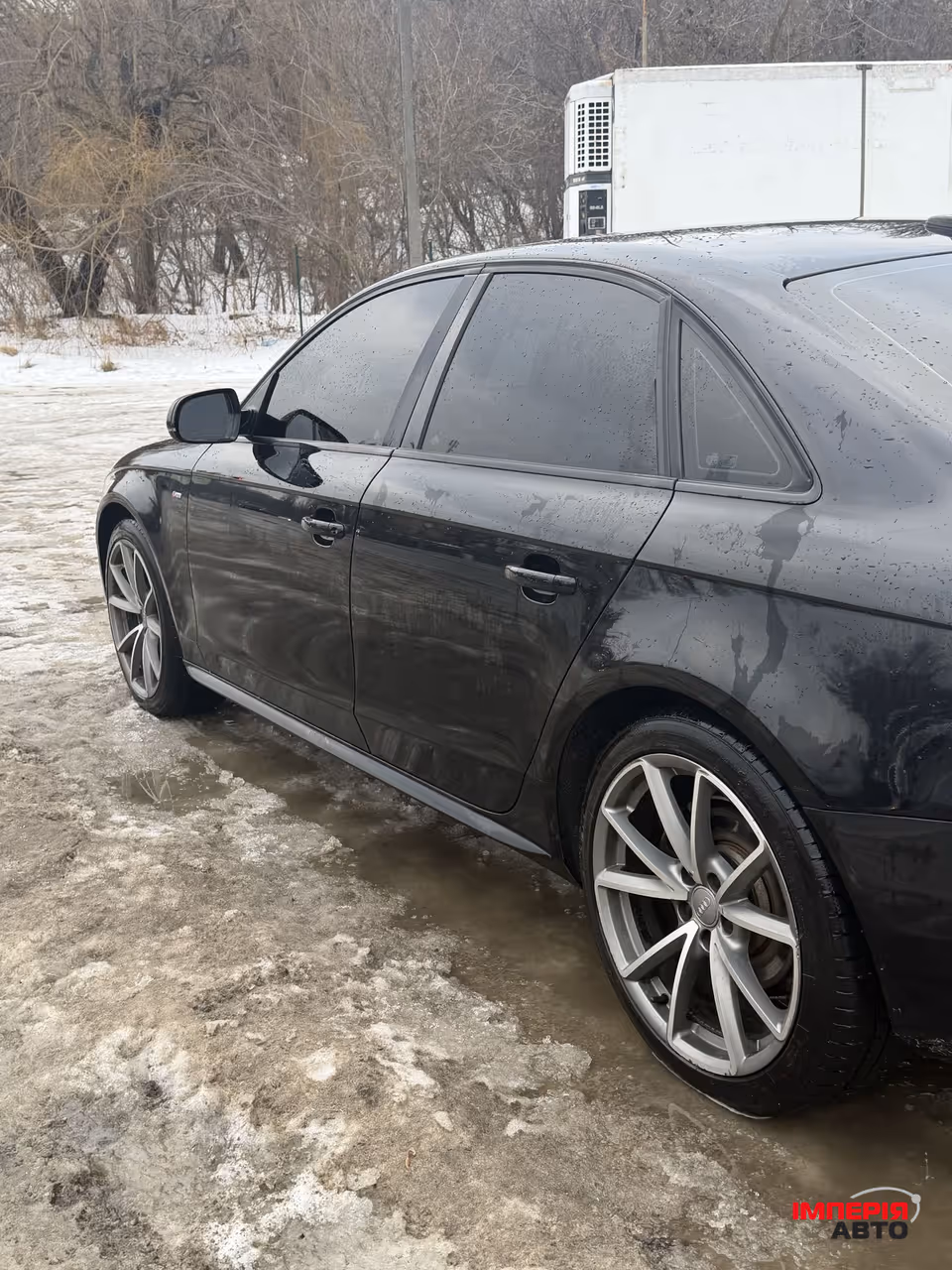 Audi A4 - фото 9