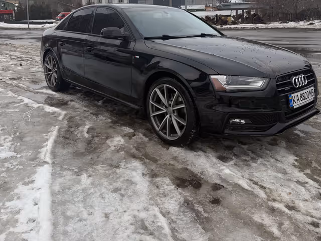 Audi A4 - фото 4