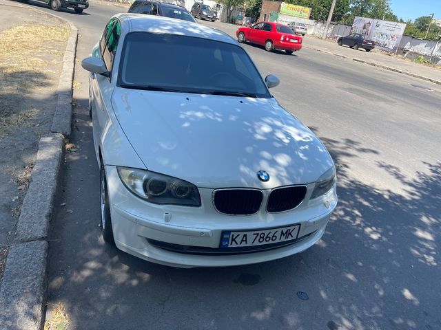 BMW 1 серії - фото 5