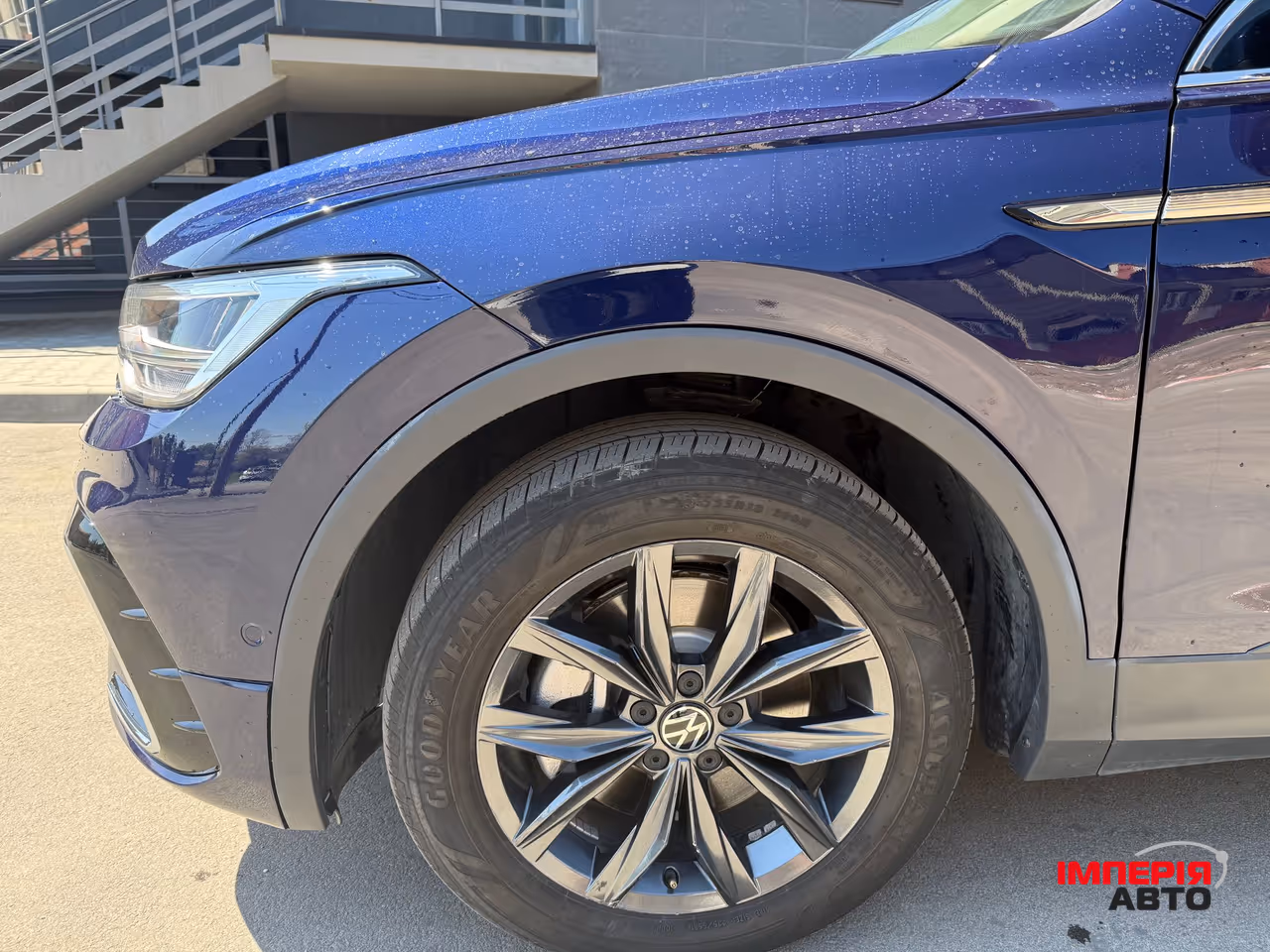 Volkswagen Tiguan - фото 4