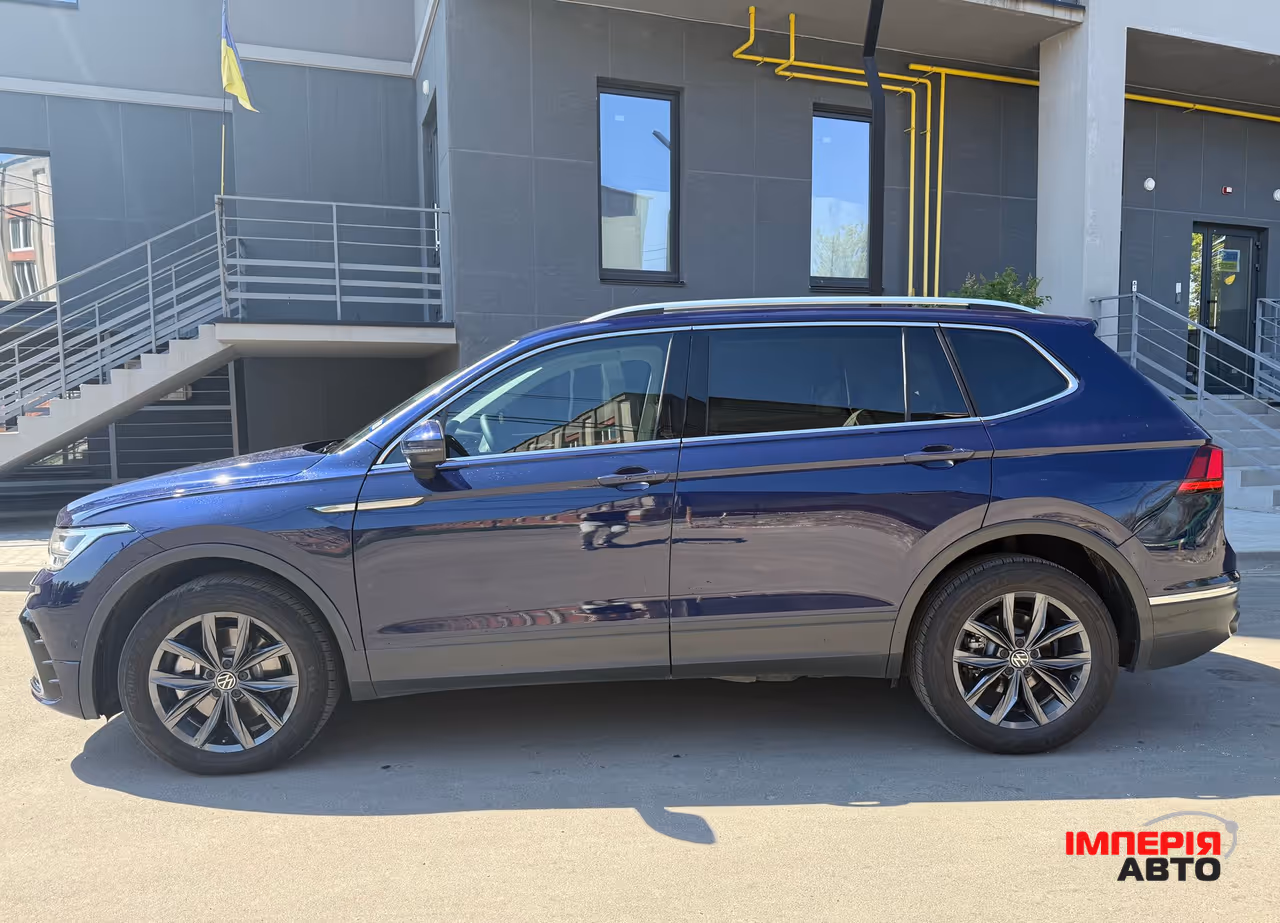 Volkswagen Tiguan - фото 5