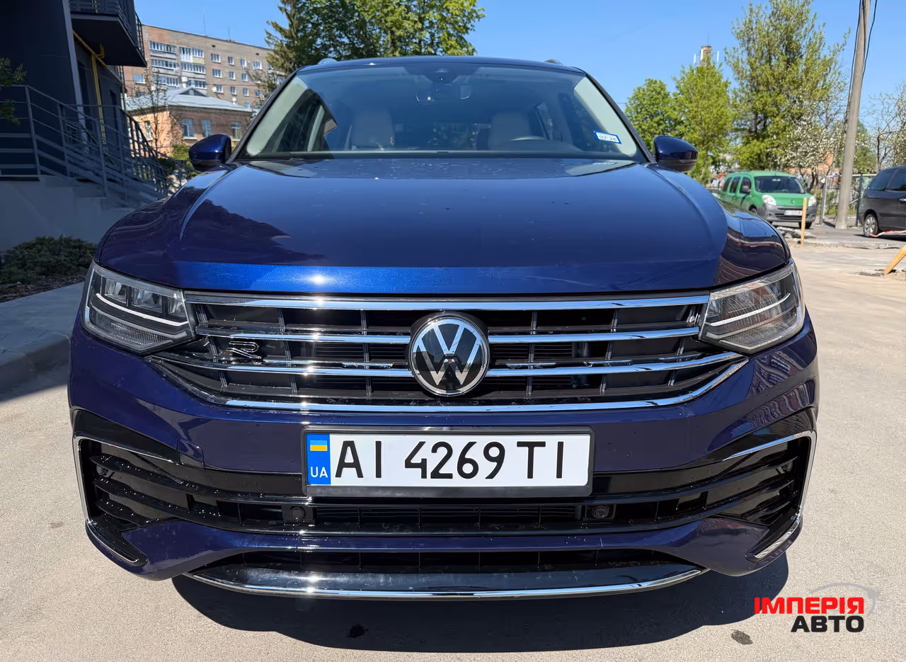 Volkswagen Tiguan - фото 12