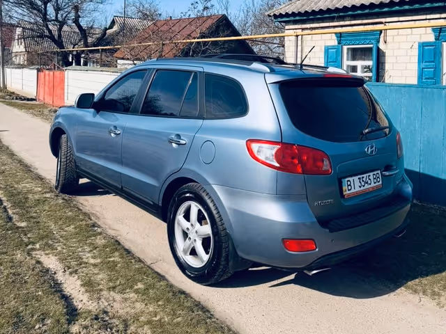 Hyundai Santa Fe - фото 2