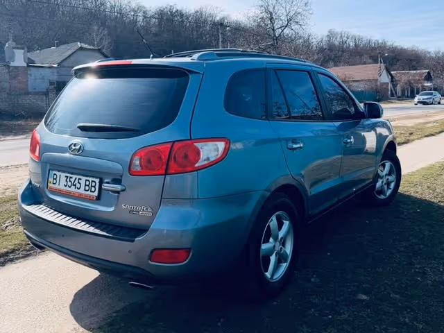 Hyundai Santa Fe - фото 3