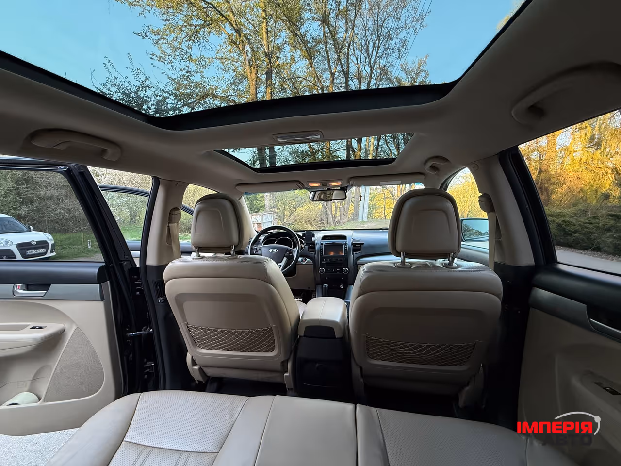 Kia Sorento - фото 7
