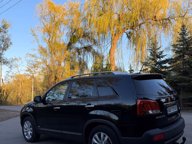 Kia Sorento - фото 3
