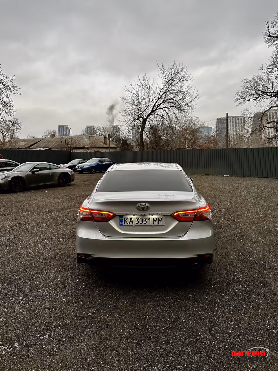 Toyota Camry - фото 4