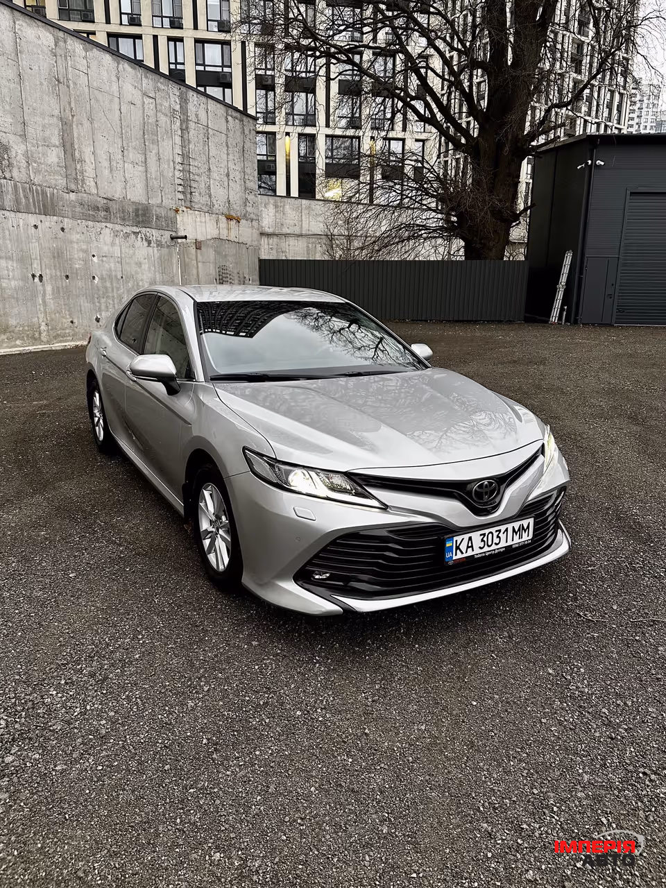 Toyota Camry - фото 3