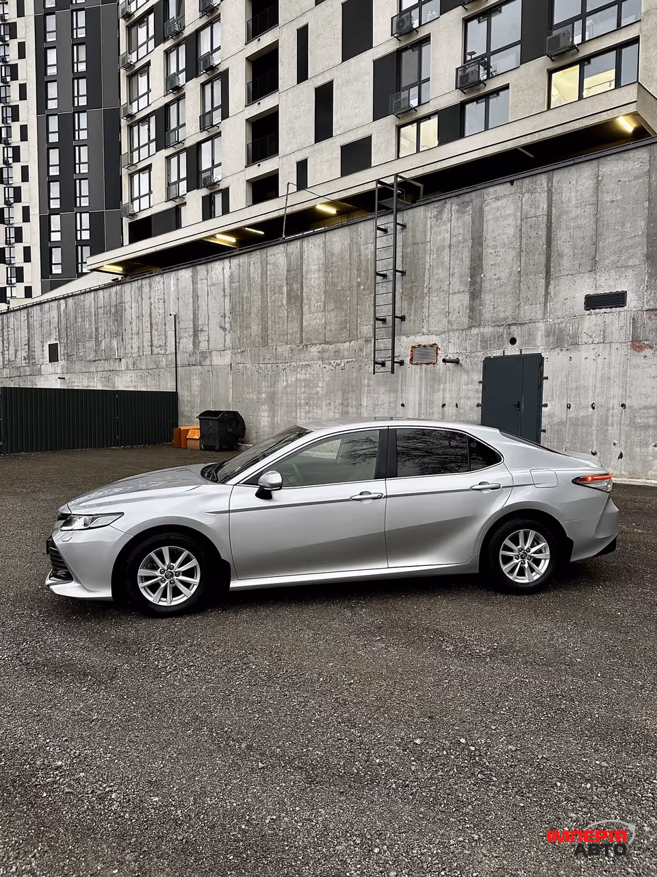 Toyota Camry - фото 10
