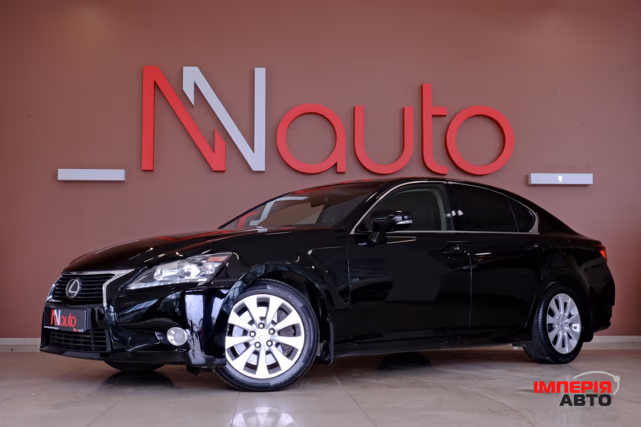 Lexus GS - фото 1