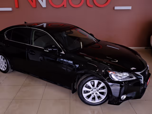 Lexus GS - фото 4
