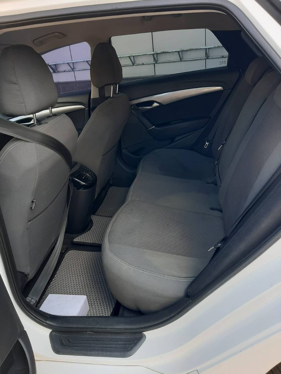 Hyundai i40 - фото 4