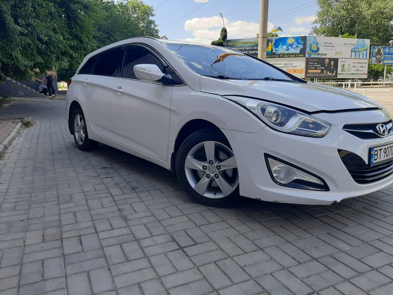 Hyundai i40 - фото 1