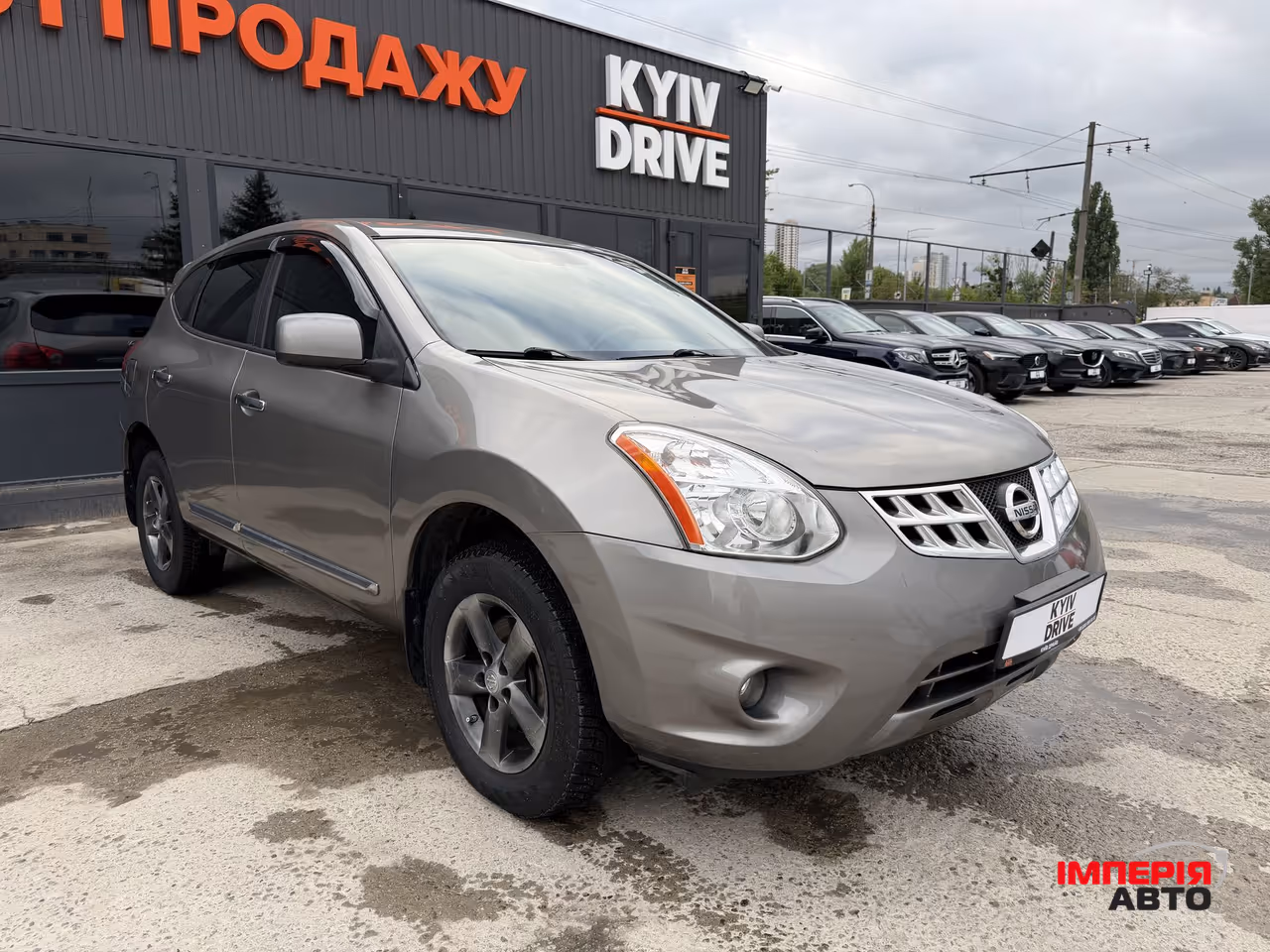 Nissan Rogue - фото 5