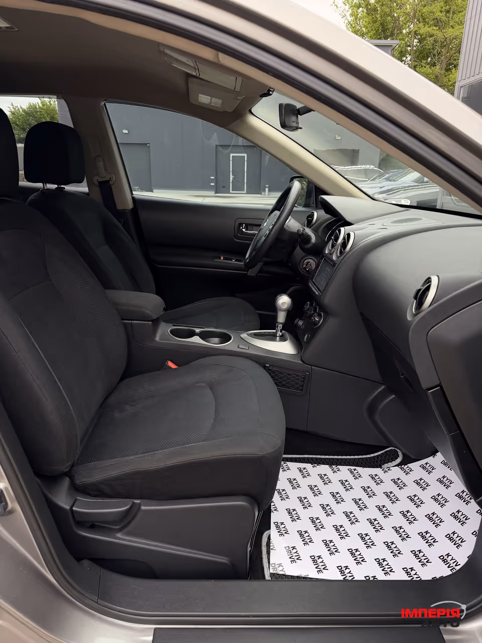 Nissan Rogue - фото 12