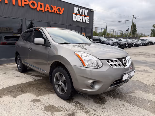 Nissan Rogue - фото 5