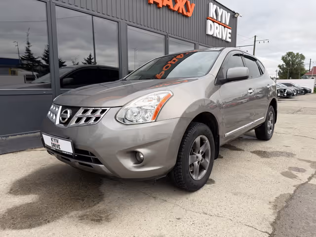 Nissan Rogue - фото 1