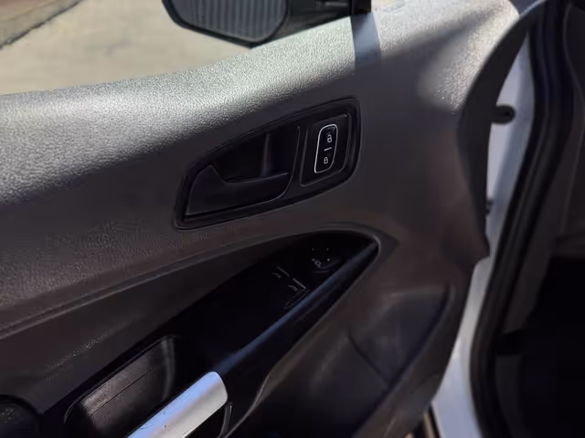 Ford Transit Connect - фото 5