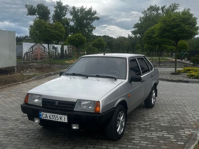 Lada (ВАЗ) 21099 - зображення 2