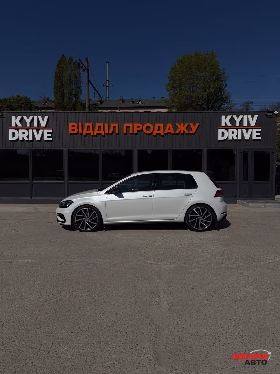 Volkswagen Golf R - фото 3