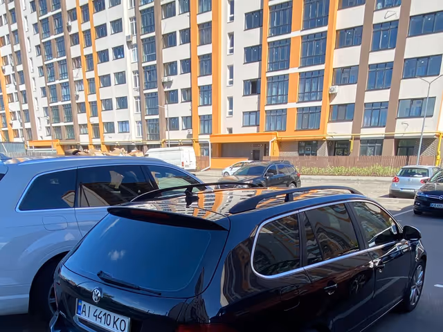 Volkswagen Jetta - фото 2