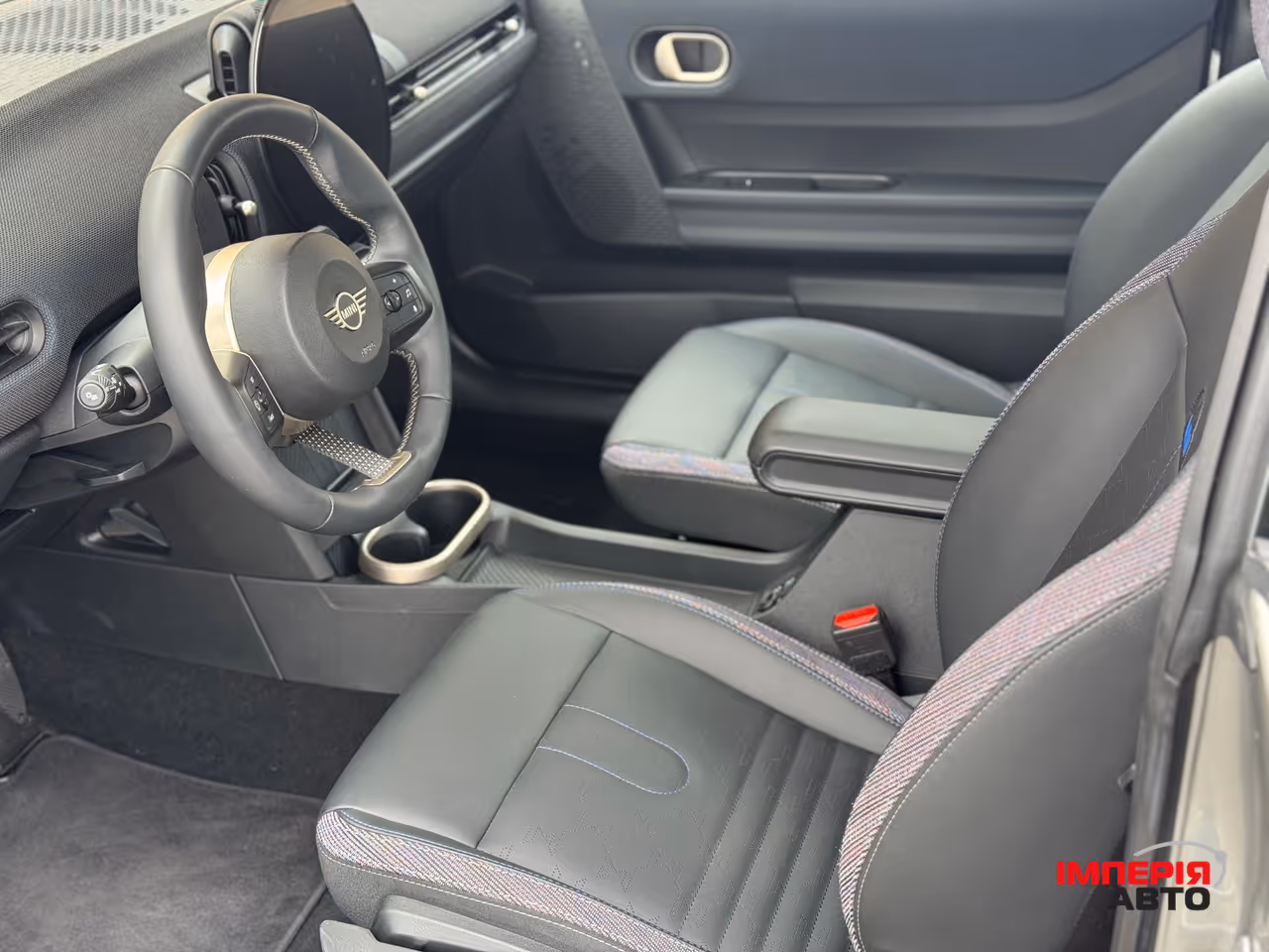 Mini Hatch - фото 14