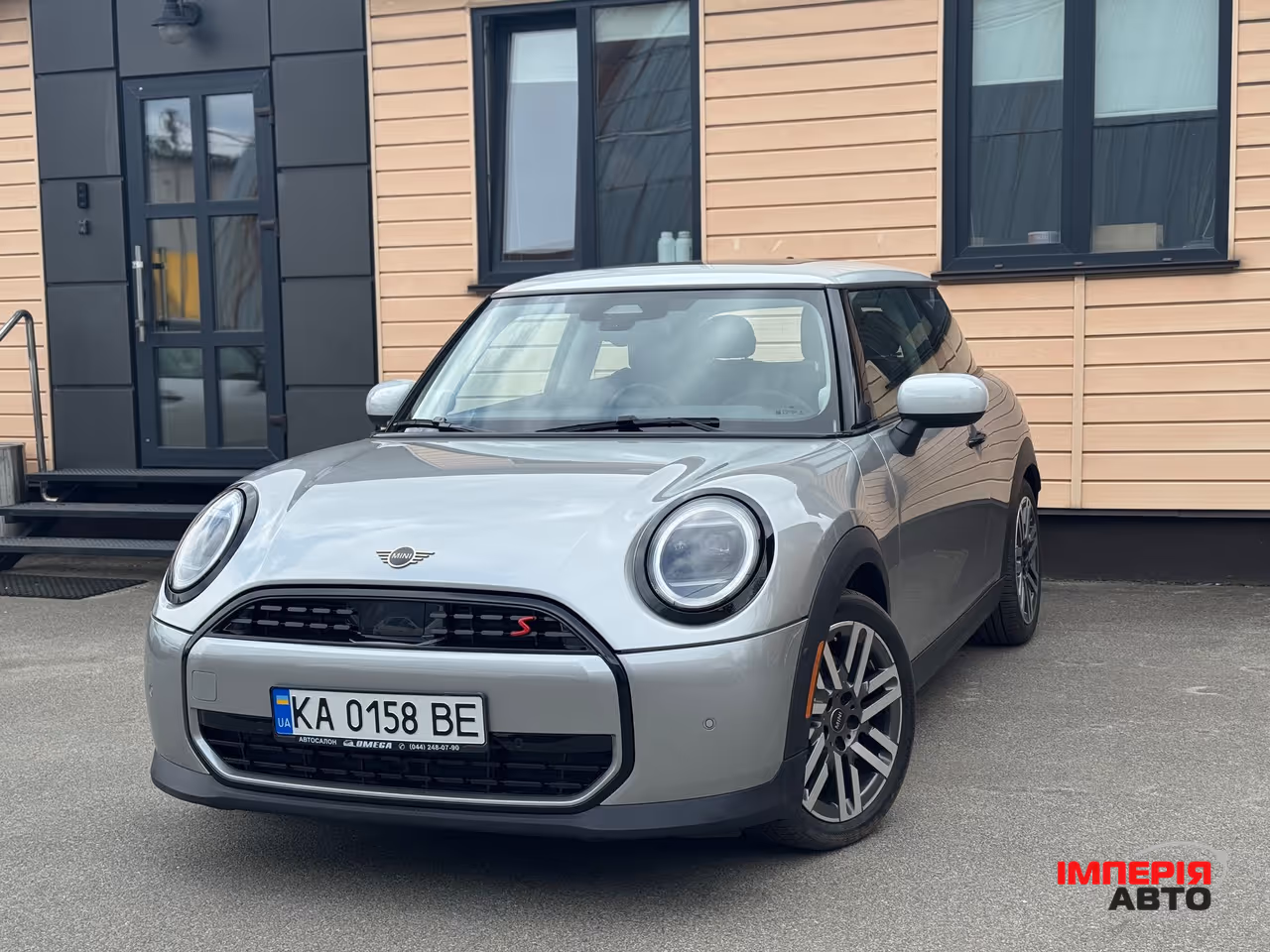 Mini Hatch - фото 1
