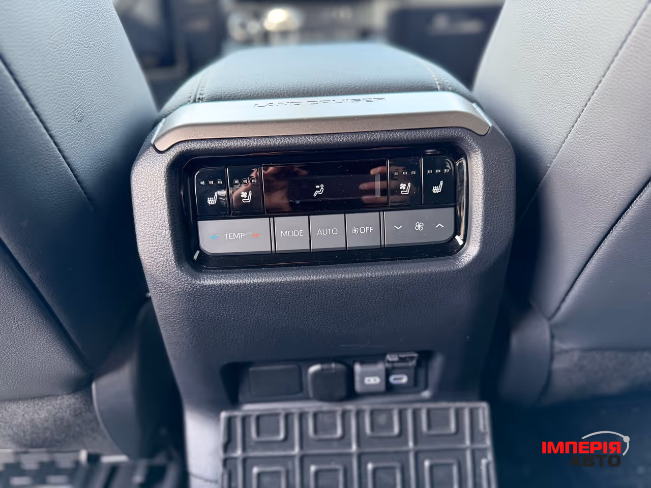 Toyota Land Cruiser Prado - фото 12