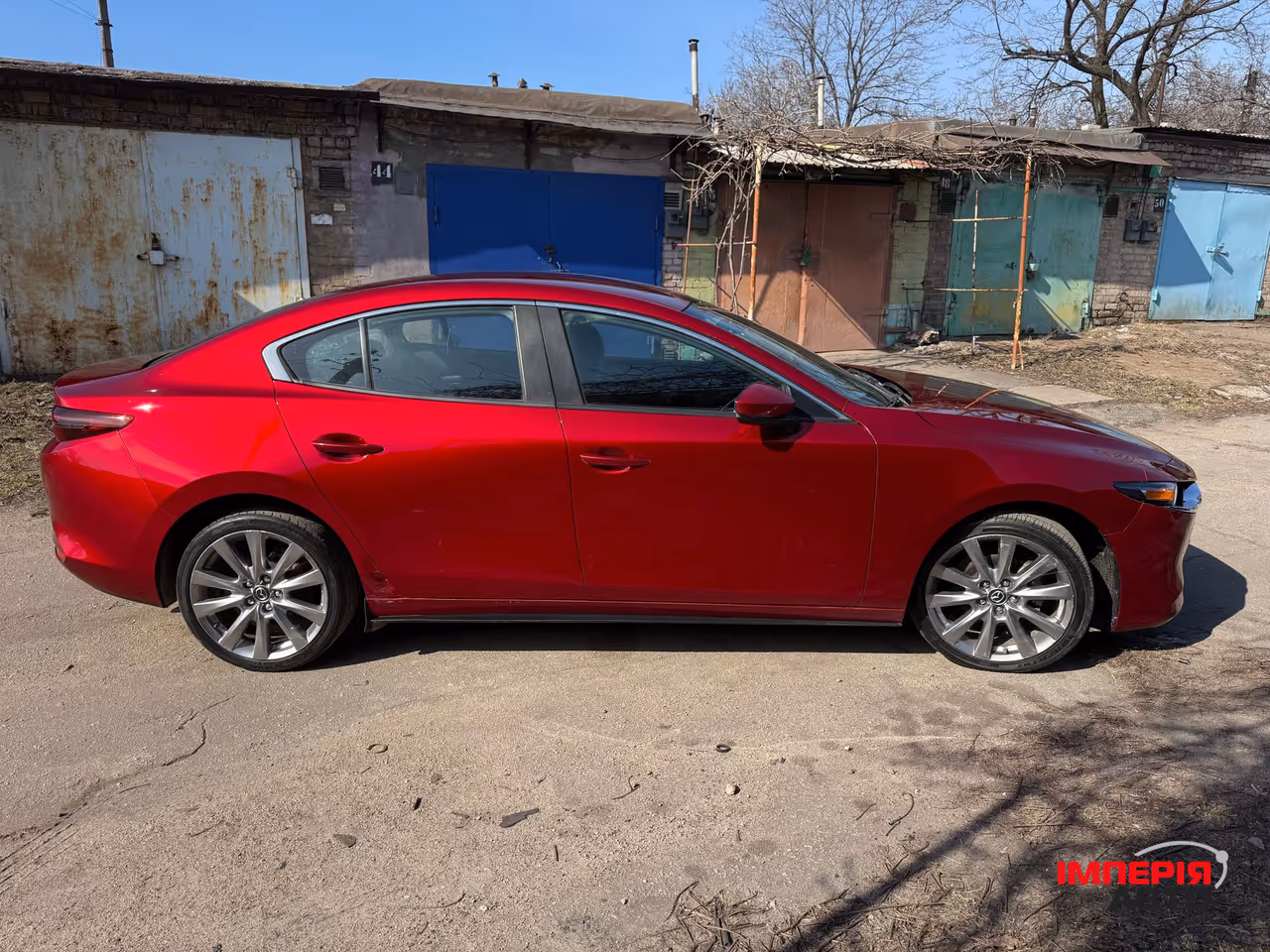 Mazda 3 - фото 4