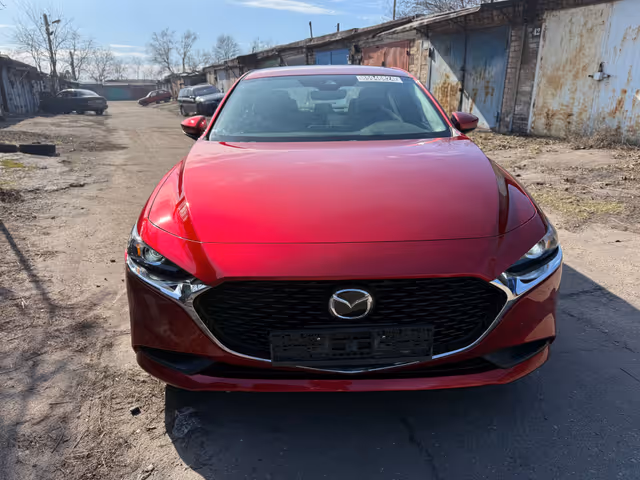 Mazda 3 - фото 2