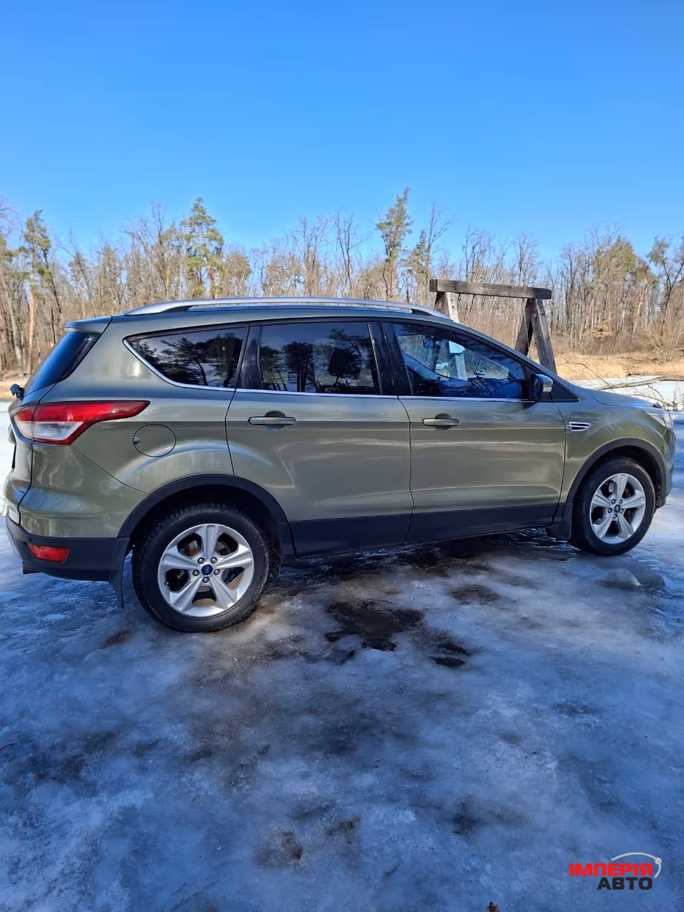 Ford Kuga - фото 9