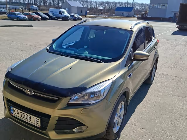 Ford Kuga - фото 5