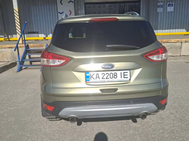 Ford Kuga - фото 3
